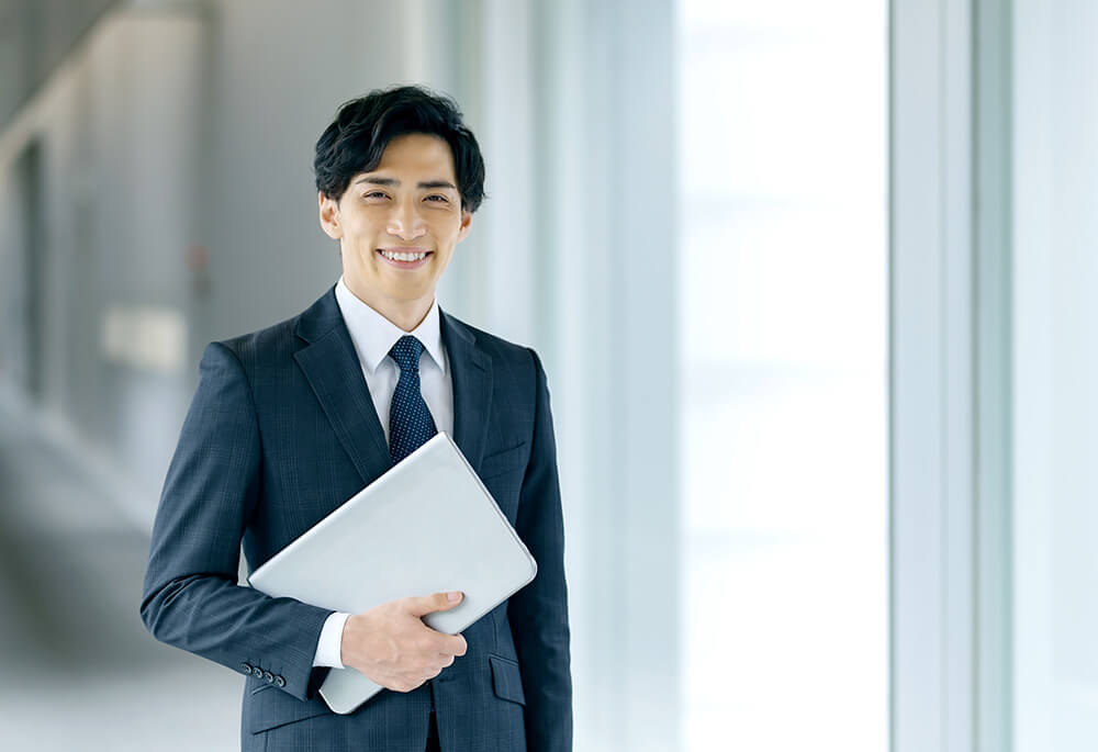 モダンなオフィスビル群